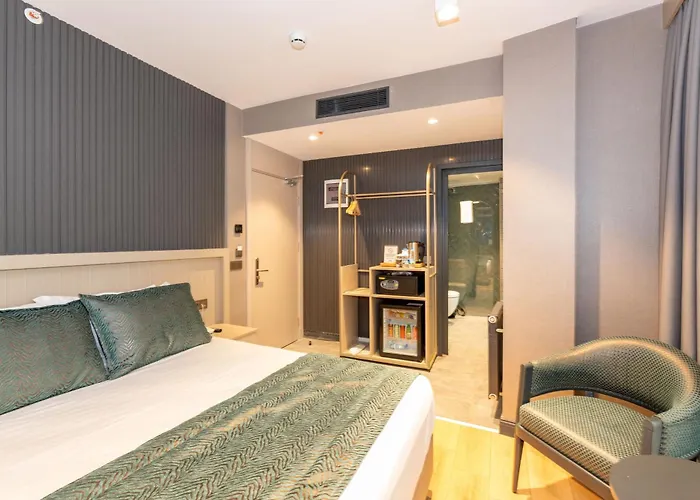 Hotell Qui Hotel&spa 3*