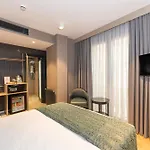 Qui Hotel&spa Hotel 3*