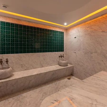 Quı Hotel&spa Hotel